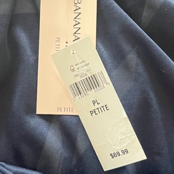 Banana Republic Flowy Handkerchief Modern Pattern Skirt NWT - Picture 4 of 4